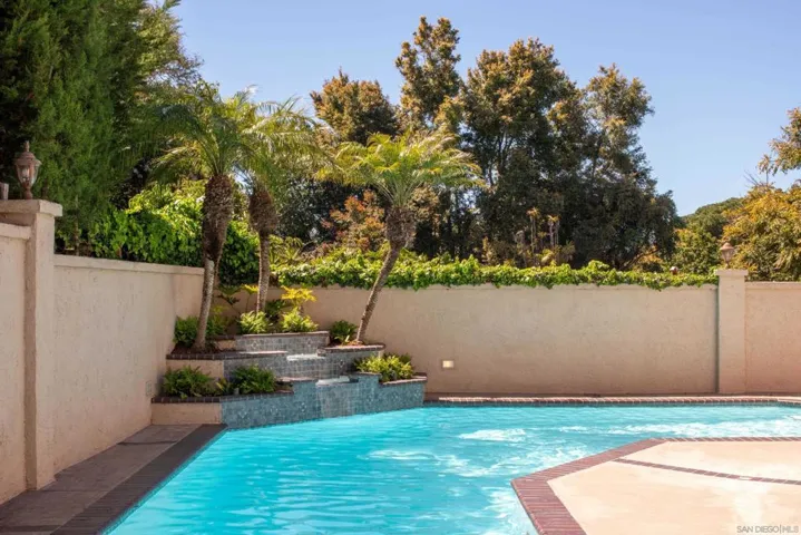 3630 Rosecroft Lane, San Diego, California 92106