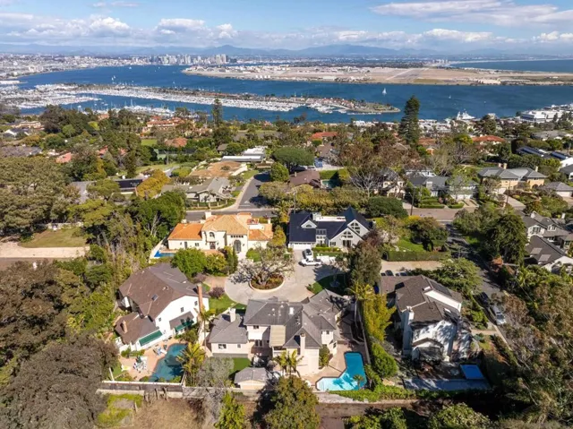 3630 Rosecroft Lane, San Diego, California 92106
