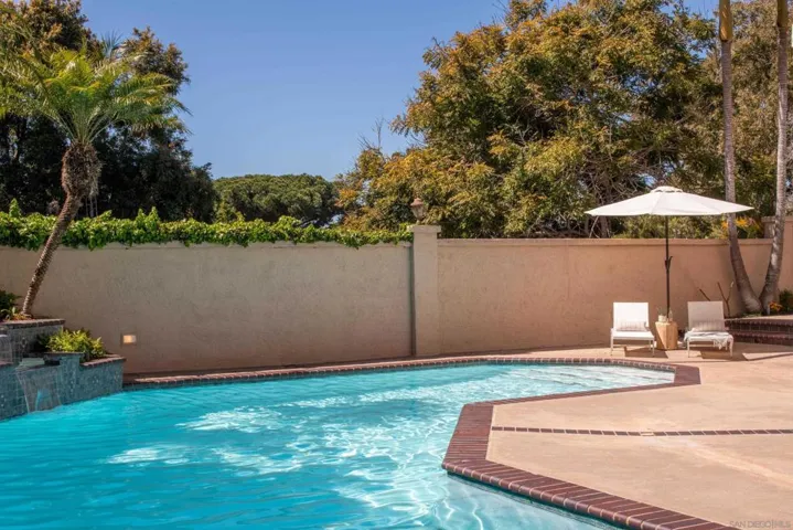3630 Rosecroft Lane, San Diego, California 92106