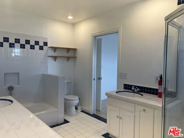 Shared Bath