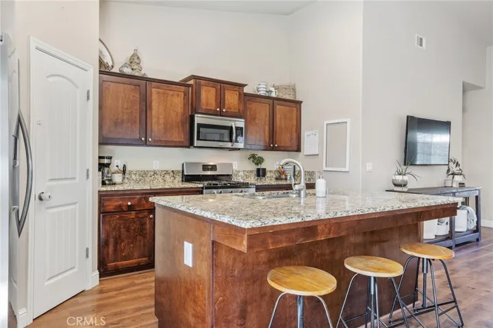 9431 Woodbrook Drive, Shafter, California 93263