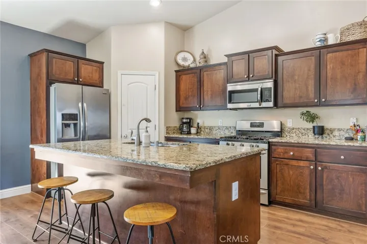 9431 Woodbrook Drive, Shafter, California 93263