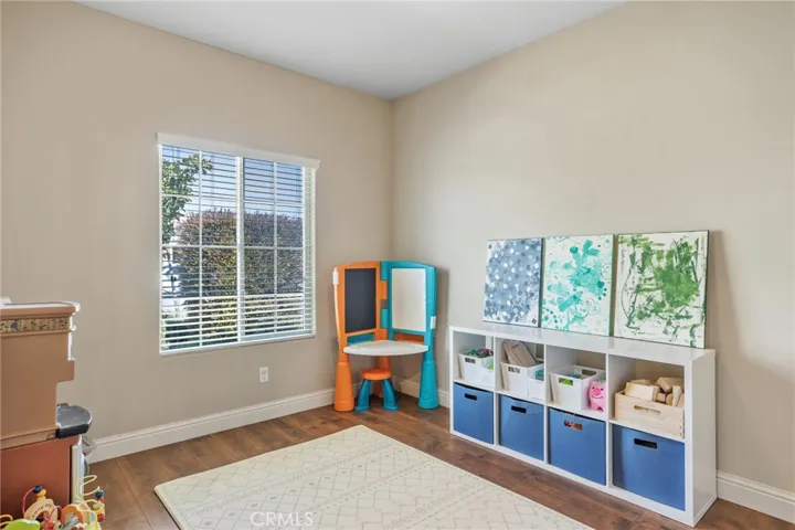 9431 Woodbrook Drive, Shafter, California 93263