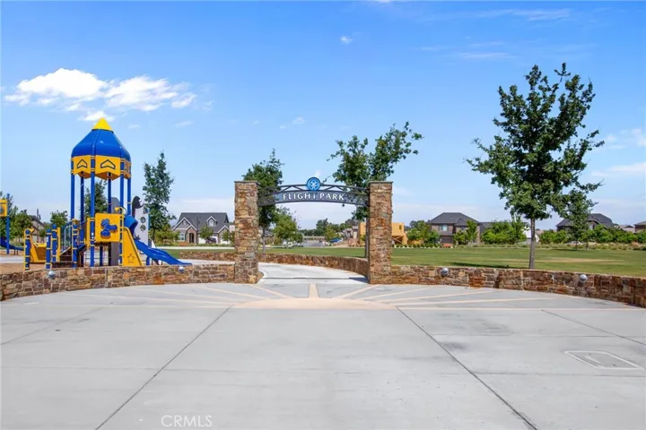 9431 Woodbrook Drive, Shafter, California 93263