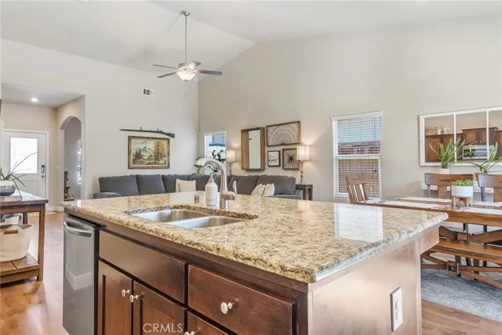 9431 Woodbrook Drive, Shafter, California 93263