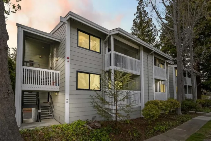 938 Clark Avenue 2, Mountain View, California 94040