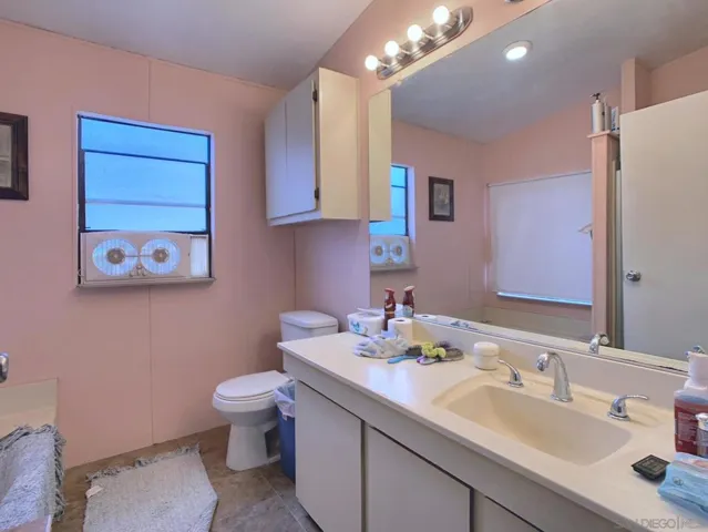 2056 Old Bend Rd, El Cajon, California 92021