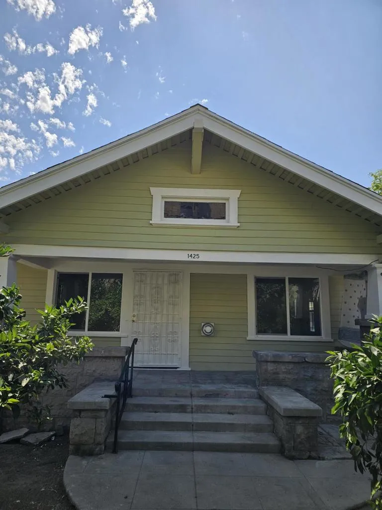 1425 N Normandie Avenue, Los Angeles, California 90027, ,Residential Income,For Sale,Normandie,219109450DA