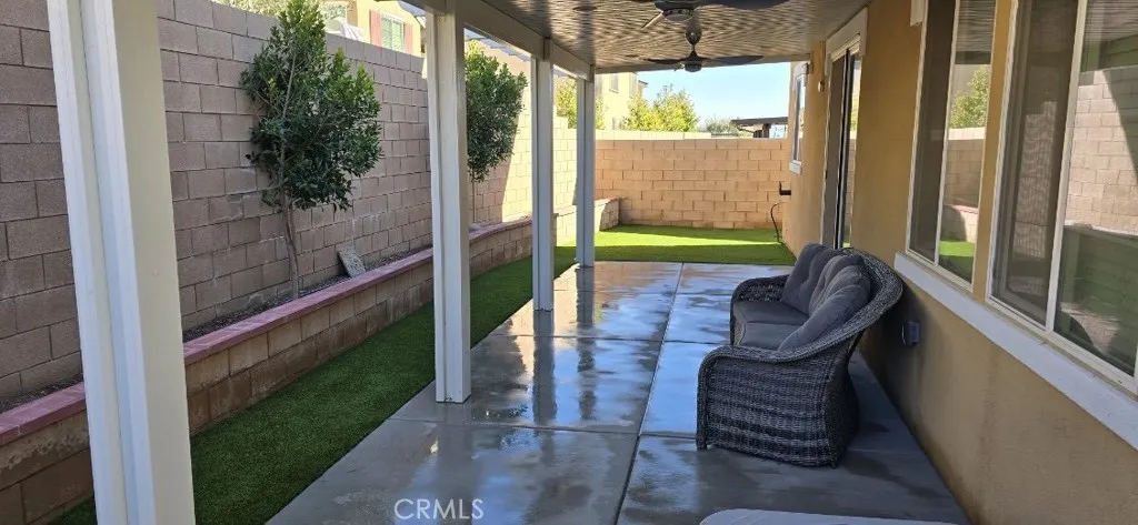 5069 Oak Moss Avenue, Fontana, California 92336