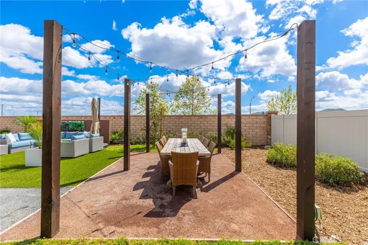 24609 Arroyo Drive, Menifee, California 92584