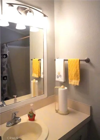 NEWER LIGHT FIXTURE