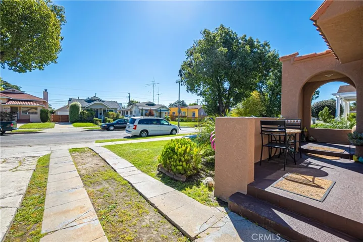 6031 4th Avenue, Los Angeles, California 90043