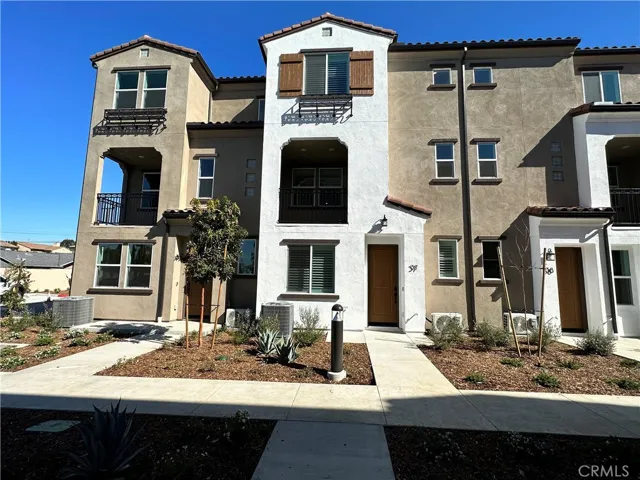2317 W Broadway 37, Anaheim, California 92804