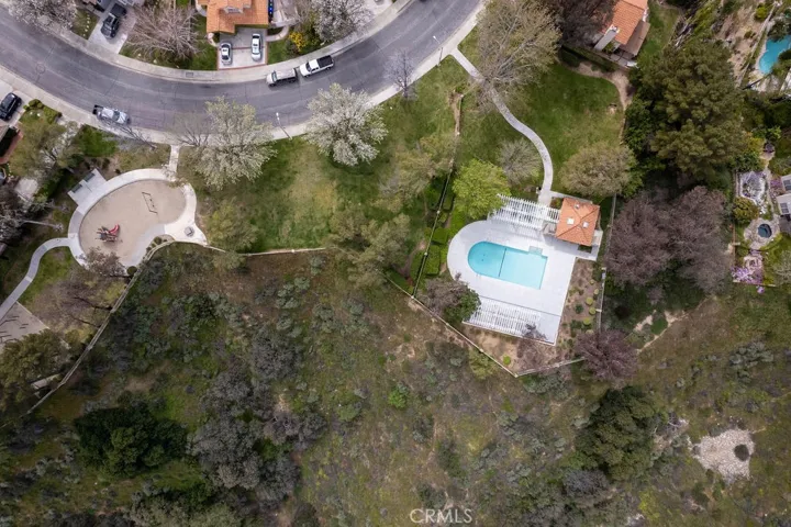 27533 Mariam Place, Saugus, California 91350
