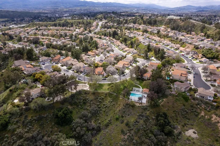 27533 Mariam Place, Saugus, California 91350