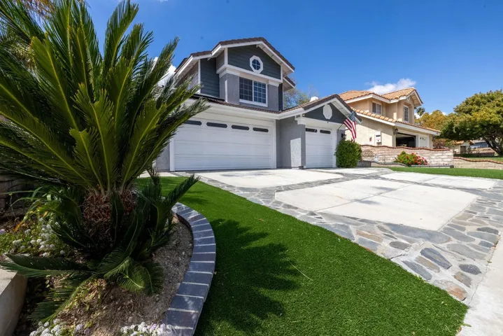 27533 Mariam Place, Saugus, California 91350