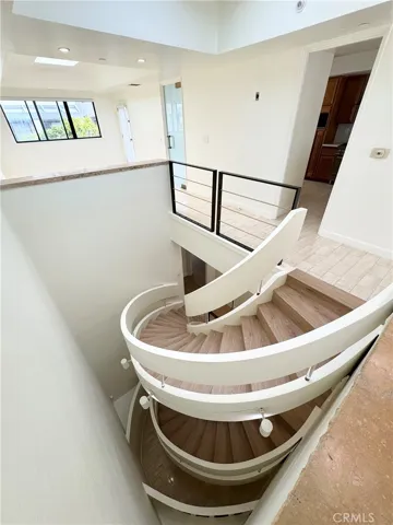 10 Ocean Park Boulevard 17, Santa Monica, California 90405