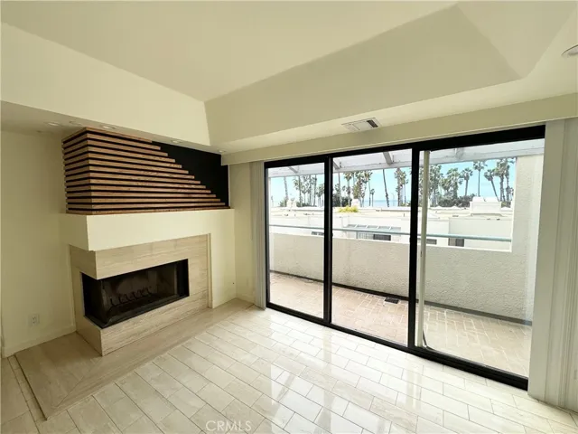 10 Ocean Park Boulevard 17, Santa Monica, California 90405