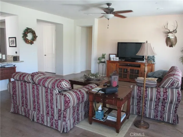 19002 Cassia Court, Apple Valley, California 92308