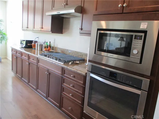 19002 Cassia Court, Apple Valley, California 92308
