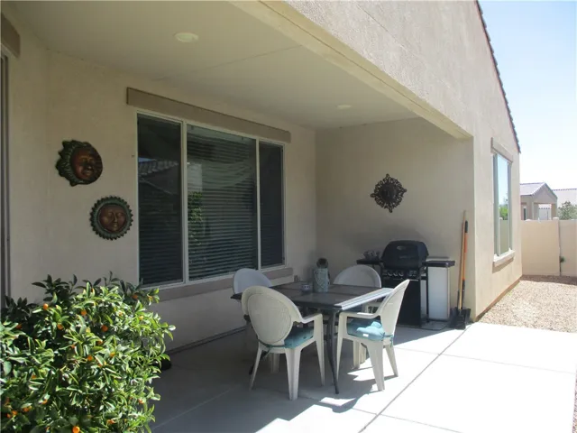 19002 Cassia Court, Apple Valley, California 92308