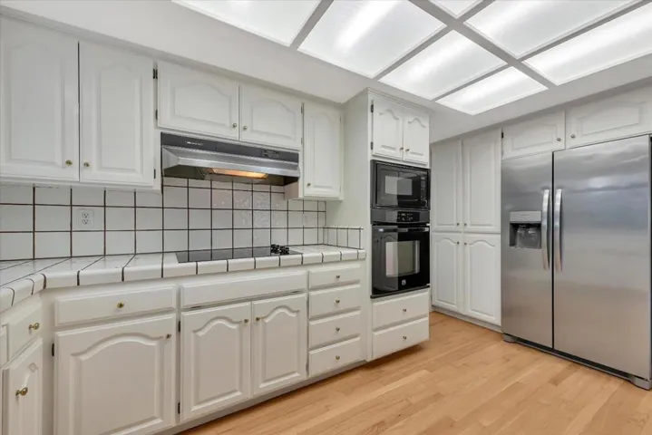 466 Monroe Drive, Palo Alto, California 94306