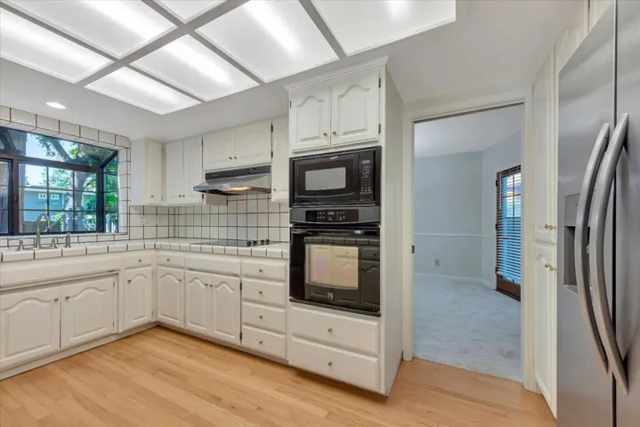 466 Monroe Drive, Palo Alto, California 94306