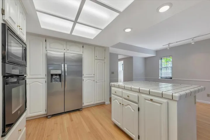 466 Monroe Drive, Palo Alto, California 94306