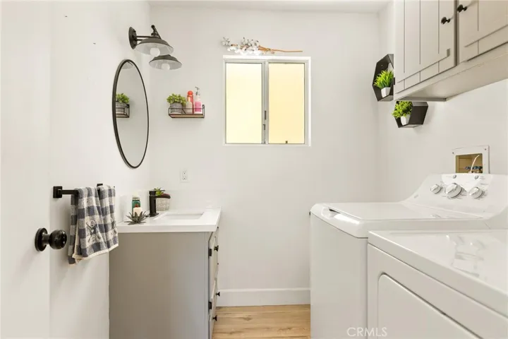 922 Lausanne Drive, Crestline, California 92325