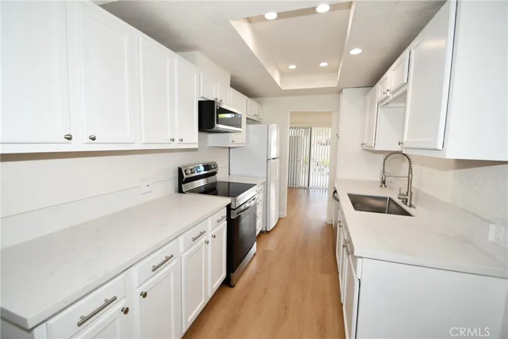 12583 Cluster Pines Rd, Garden Grove, California 92845