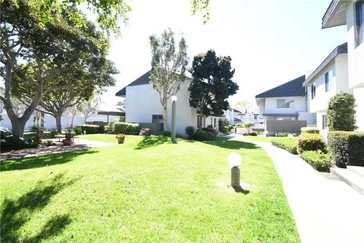 12583 Cluster Pines Rd, Garden Grove, California 92845