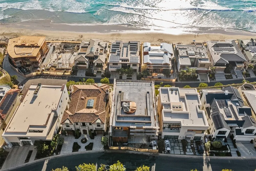 11 Beach View Ave, Dana Point, California 92629 home-pic-9