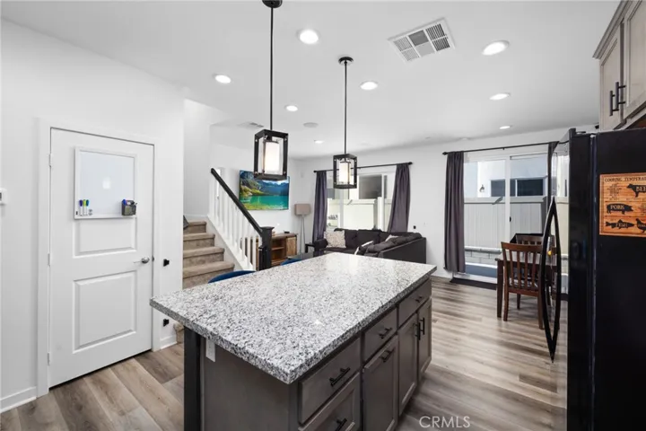 3827 Grant Street 42, Corona, California 92879