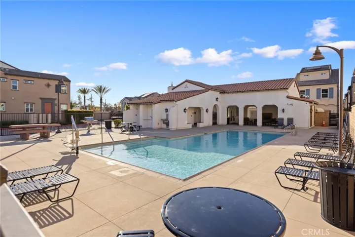 3827 Grant Street 42, Corona, California 92879