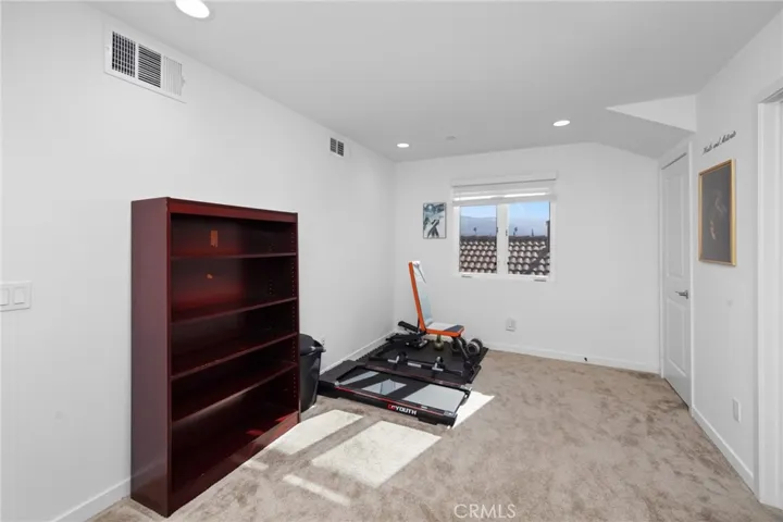3827 Grant Street 42, Corona, California 92879