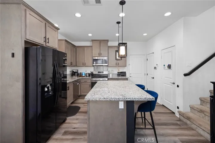 3827 Grant Street 42, Corona, California 92879