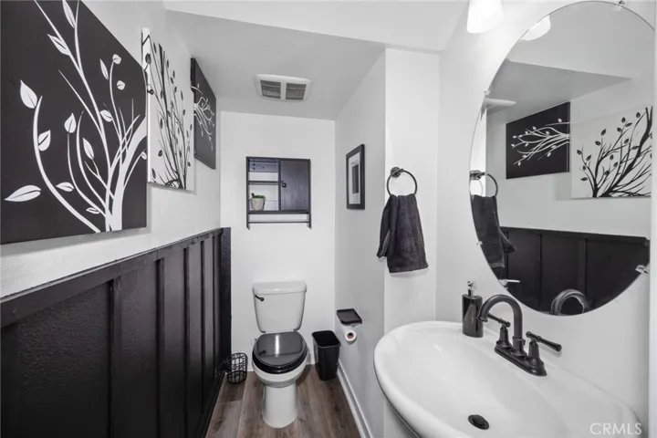 3827 Grant Street 42, Corona, California 92879