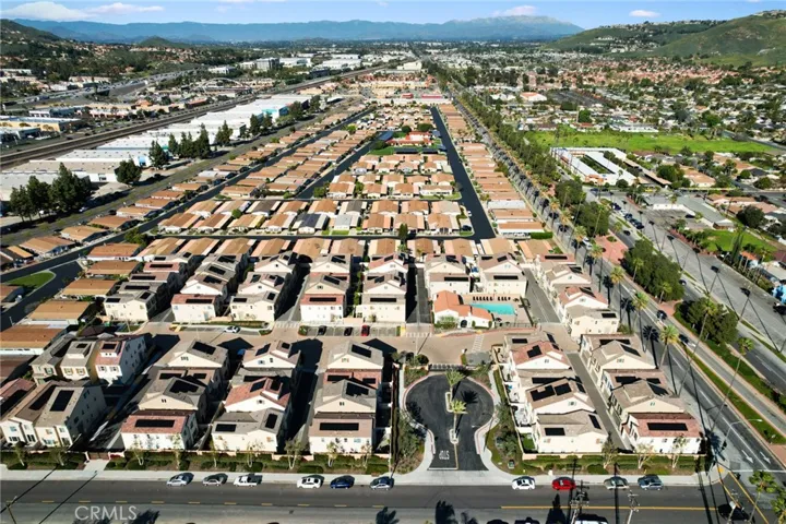 3827 Grant Street 42, Corona, California 92879