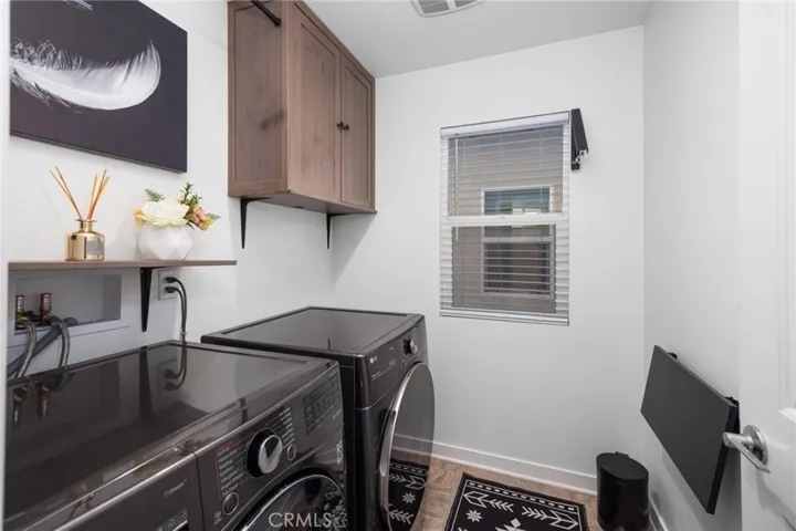 3827 Grant Street 42, Corona, California 92879