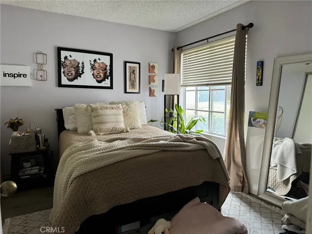 125 Oxford 30, Irvine, California 92612