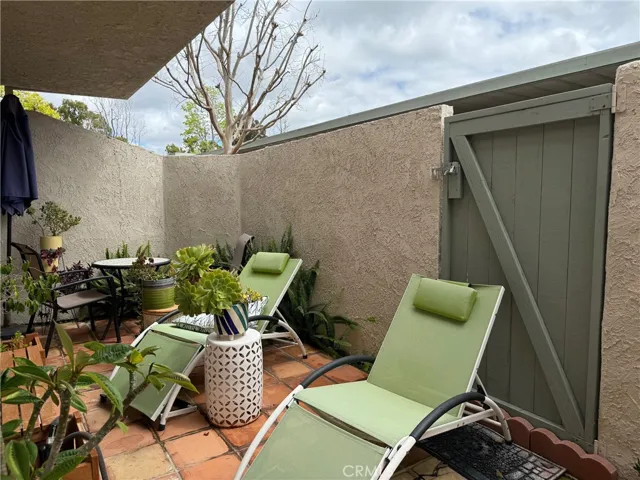 125 Oxford 30, Irvine, California 92612