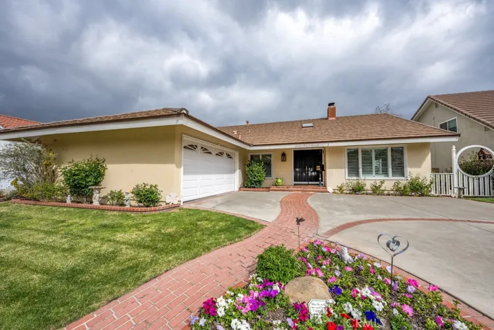 23429 Via Amado, Valencia, California 91355
