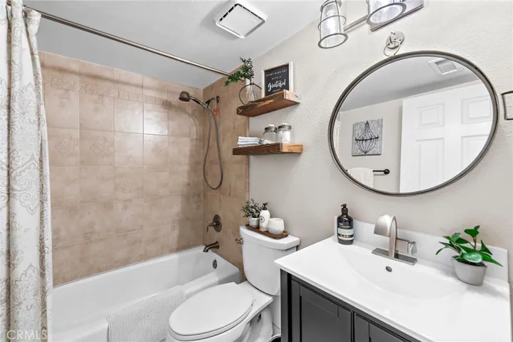 26001 Fallbrook, Lake Forest, California 92630