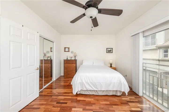 5210 Premiere Hills Circle 116, Woodland Hills, California 91364