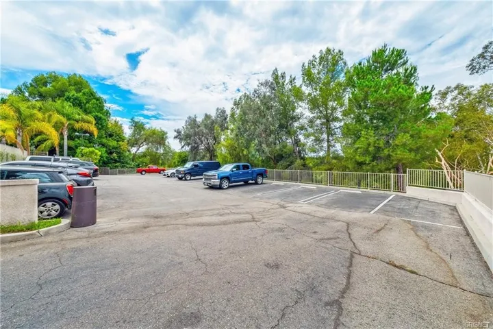 5210 Premiere Hills Circle 116, Woodland Hills, California 91364