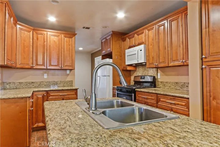 14103 S Parmelee Avenue, Compton, California 90222
