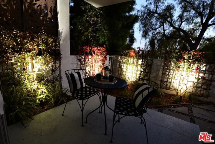 16601 W Marquez Avenue 101, Pacific Palisades, California 90272