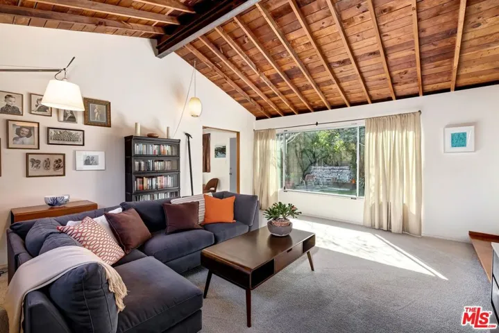 1337 Palms Boulevard, Venice, California 90291