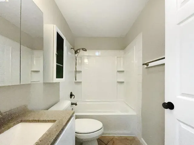 136 Longview Dr, Vacaville, California 95687
