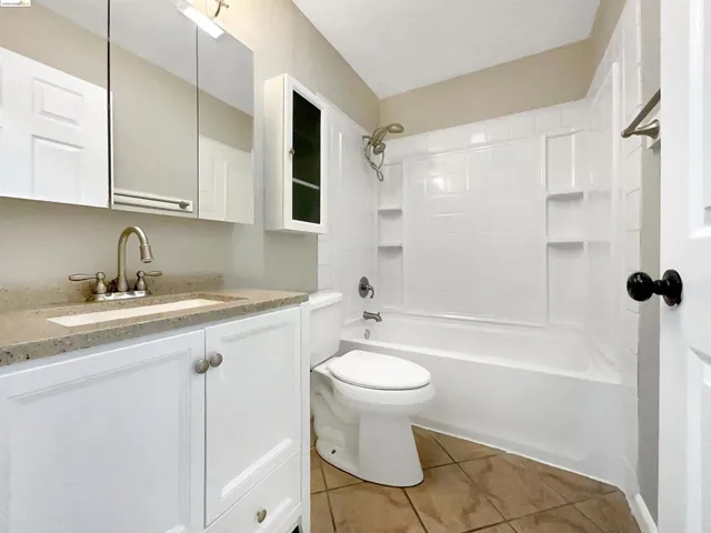 136 Longview Dr, Vacaville, California 95687